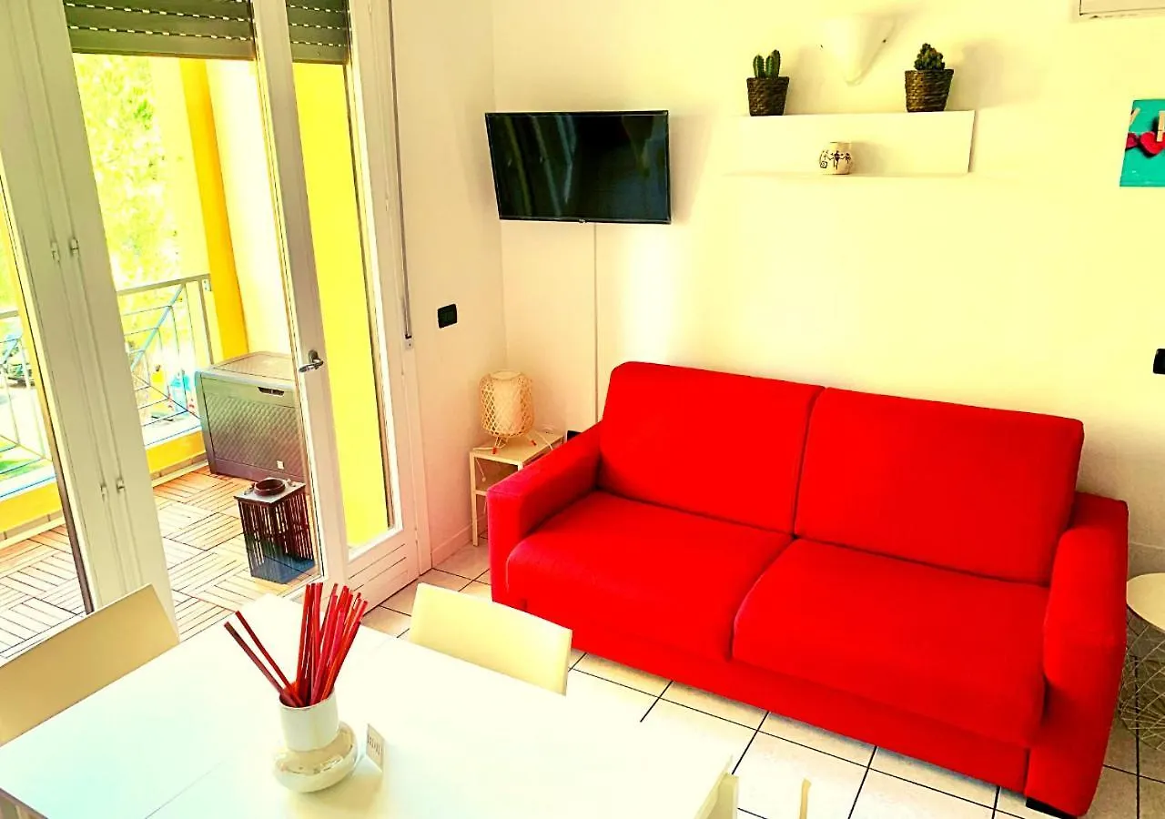 Gardalakeapartment A Сирмионе