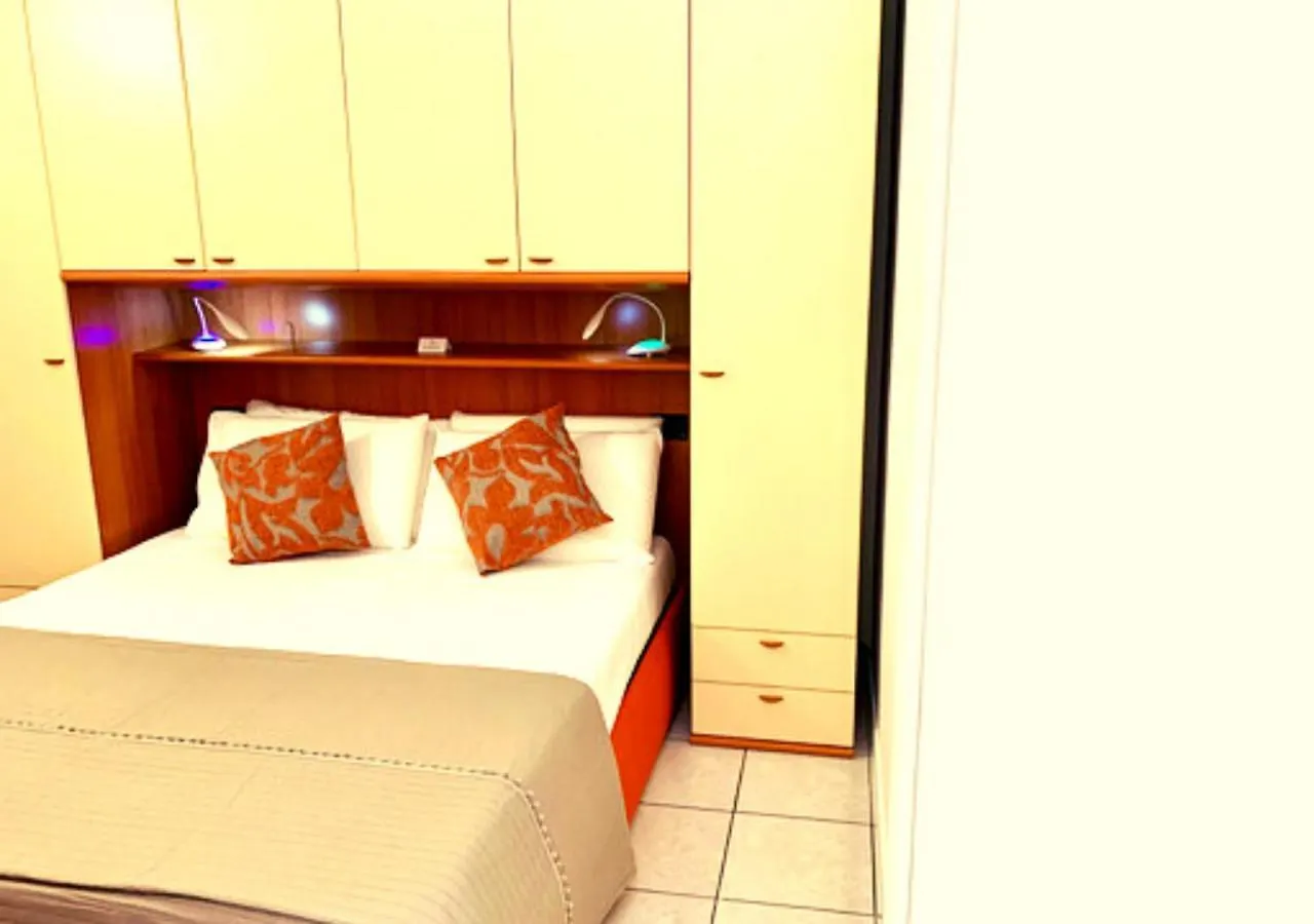 Gardalakeapartment A Сирмионе